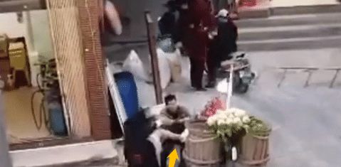 当街挽回男友的小说,爱无所畏：她的当街挽回)